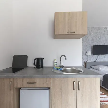 Maryla Bis - Pokoje I Apartamenty Z Aneksami Проживание в семье *