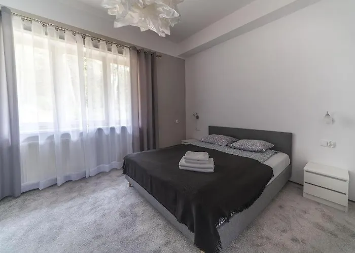 Maryla Bis - Pokoje I Apartamenty Z Aneksami * أوستروفو